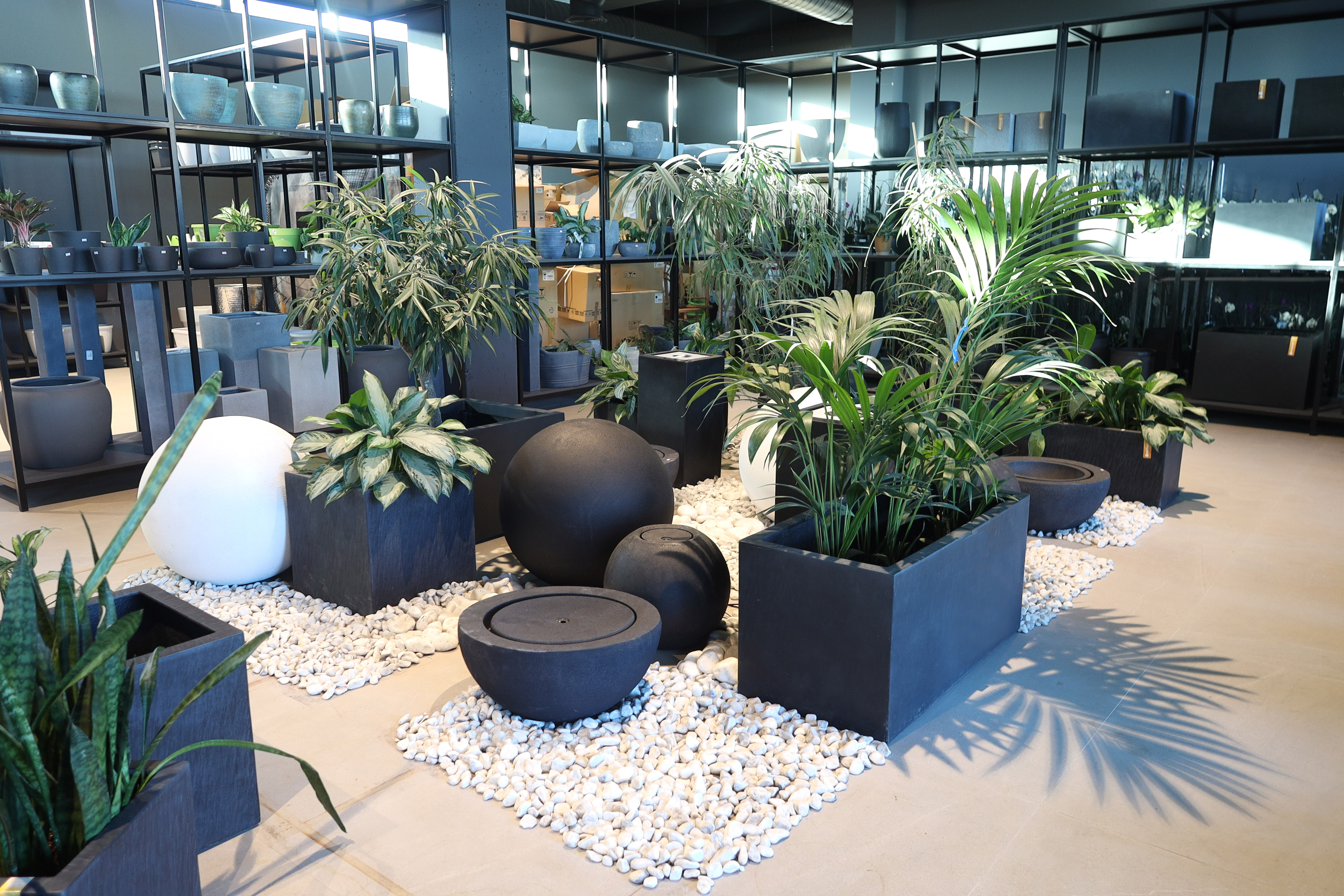 outdoor vases image